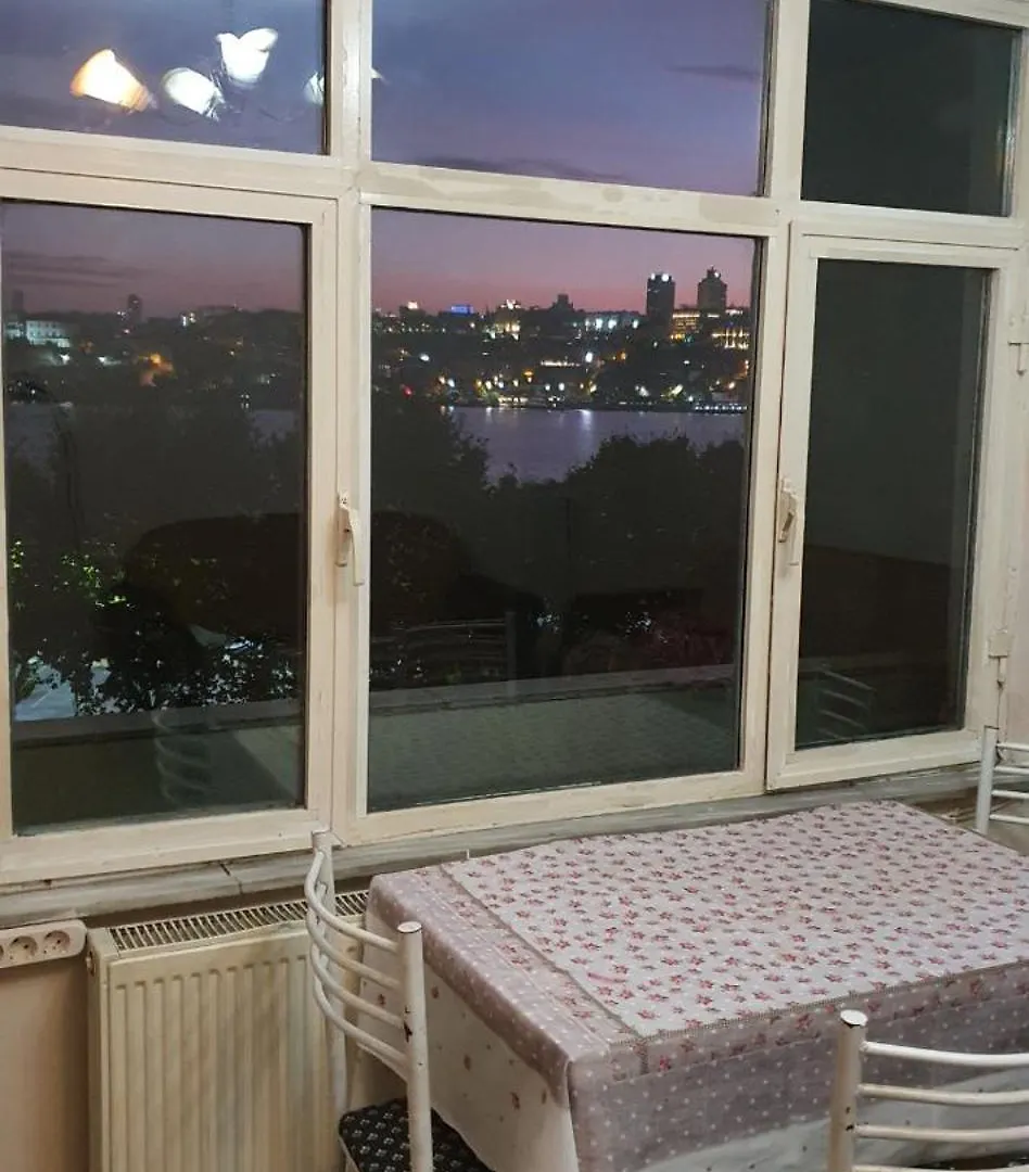 An Apartment Near The Sea Istanbul Turkey
